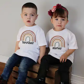 Hnedá Rainbow Brat Alebo Sestra Mládež T Shirt Rodiny Vzhľad Rainbow T-shirts Deti Fashiontee Tričko Hot Predaj Dúha